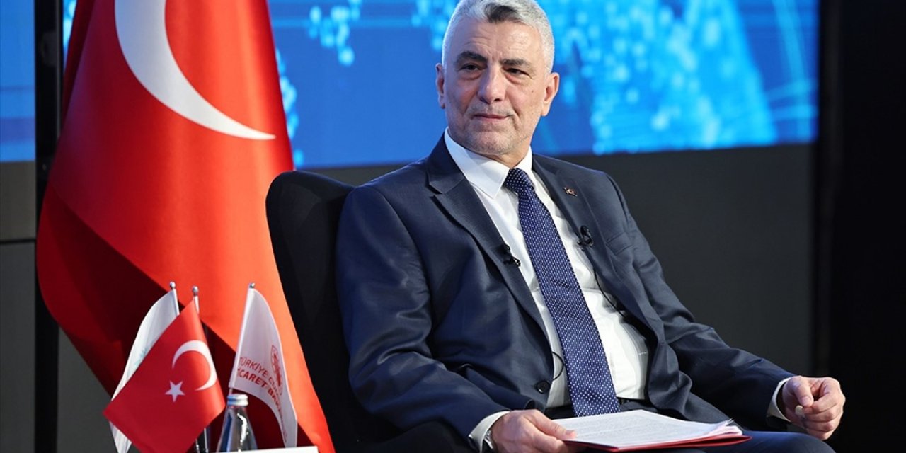 Bakan Bolat, Trump'ın 3 Ülke İçin Açıkladığı Gümrük Tarifelerini Değerlendirdi