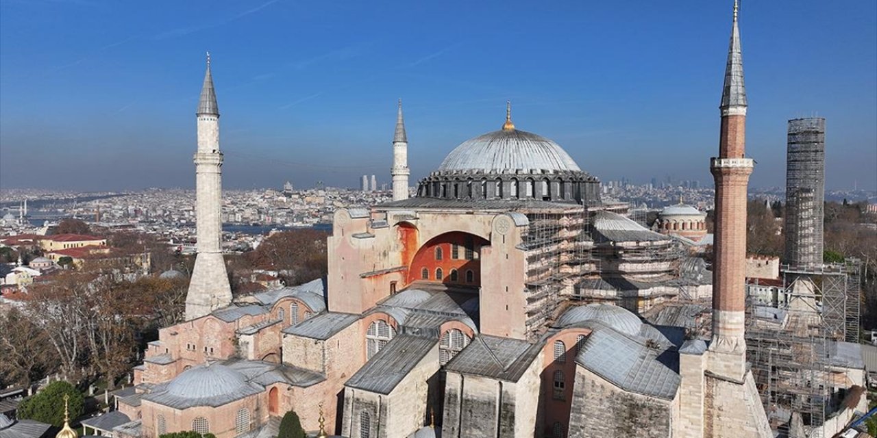 Ayasofya-i Kebir Cami-i Şerifi'nin Kubbesi Restorasyon İçin Sökülecek
