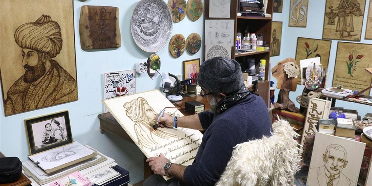 Fransa'dan Baba Ocağına Geldi, Atıl Durumdaki Ahırı Sanat Atölyesine Çevirdi