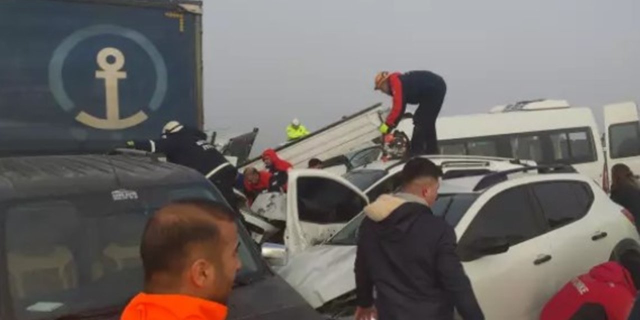 Van Erciş’te Zincirleme Trafik Kazası!