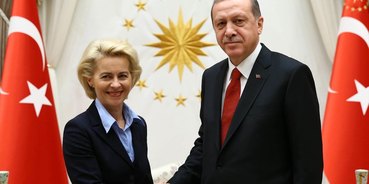Cumhurbaşkanı Erdoğan, Avrupa Komisyonu Başkanı Von Der Leyen İle Telefonda Görüştü