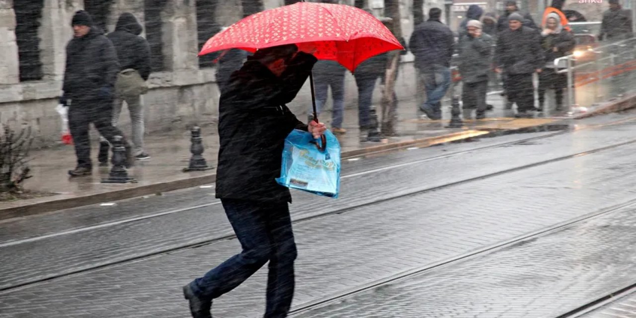AKOM'dan Kuvvetli Yağış ve Fırtına Uyarısı