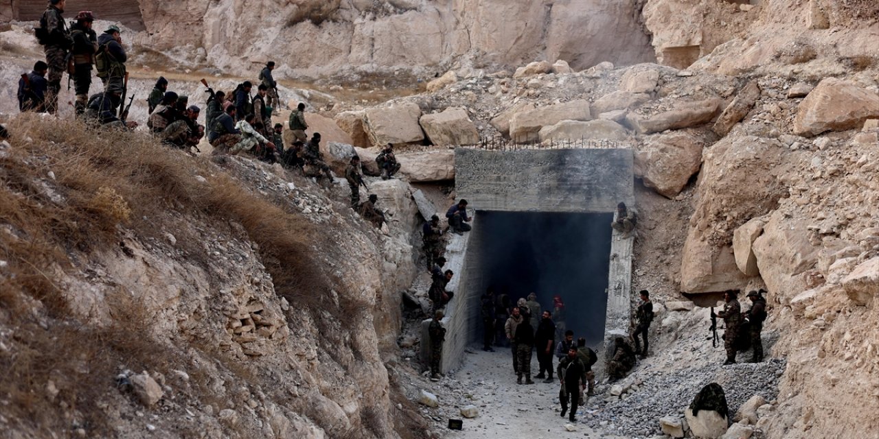 Münbiç'te Teröristlerin Tır Sokabilecekleri, Yüksekliği 7 Metreye Varan Devasa Tünel Ağı Bulundu