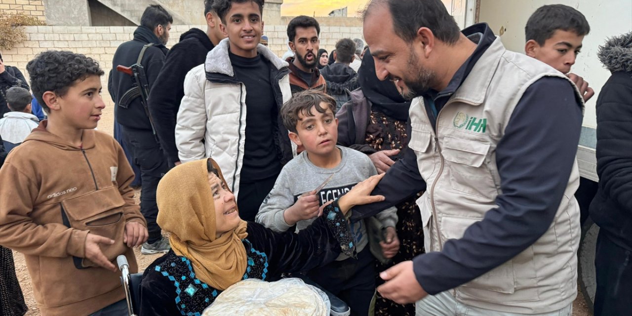 İHH'den, Münbiç'te 1000 Kişiye Gıda Yardımı