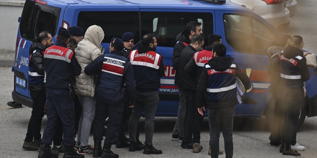 Kripto Para Borsası Aracılığıyla Dolandırıcılık Yapan 6 Şüpheli Tutuklandı