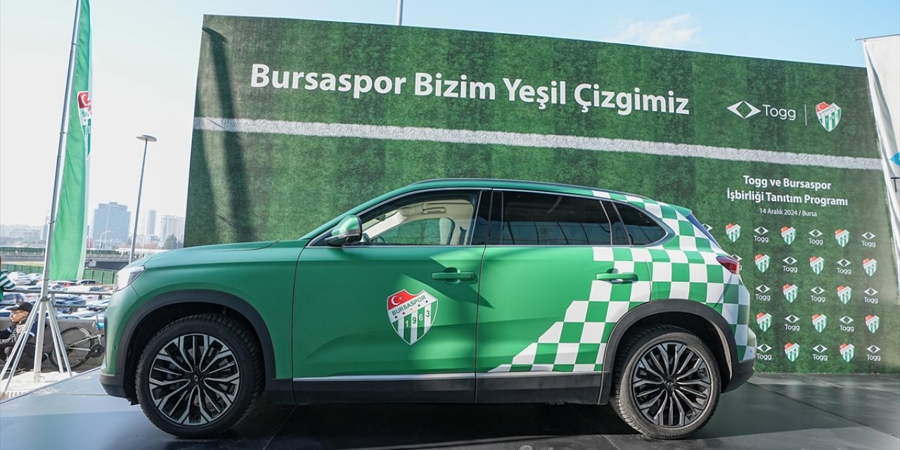 Türkiye'nin Otomobili TOGG, Bursaspor'a Sponsor Oldu
