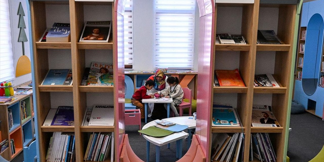 Filme Konu Olan İlçenin Kütüphane Özlemi Son Buldu