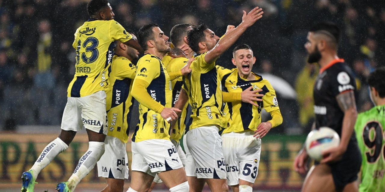 Fenerbahçe Konuk Ettiği Rams Başakşehir'i Mağlup Etti