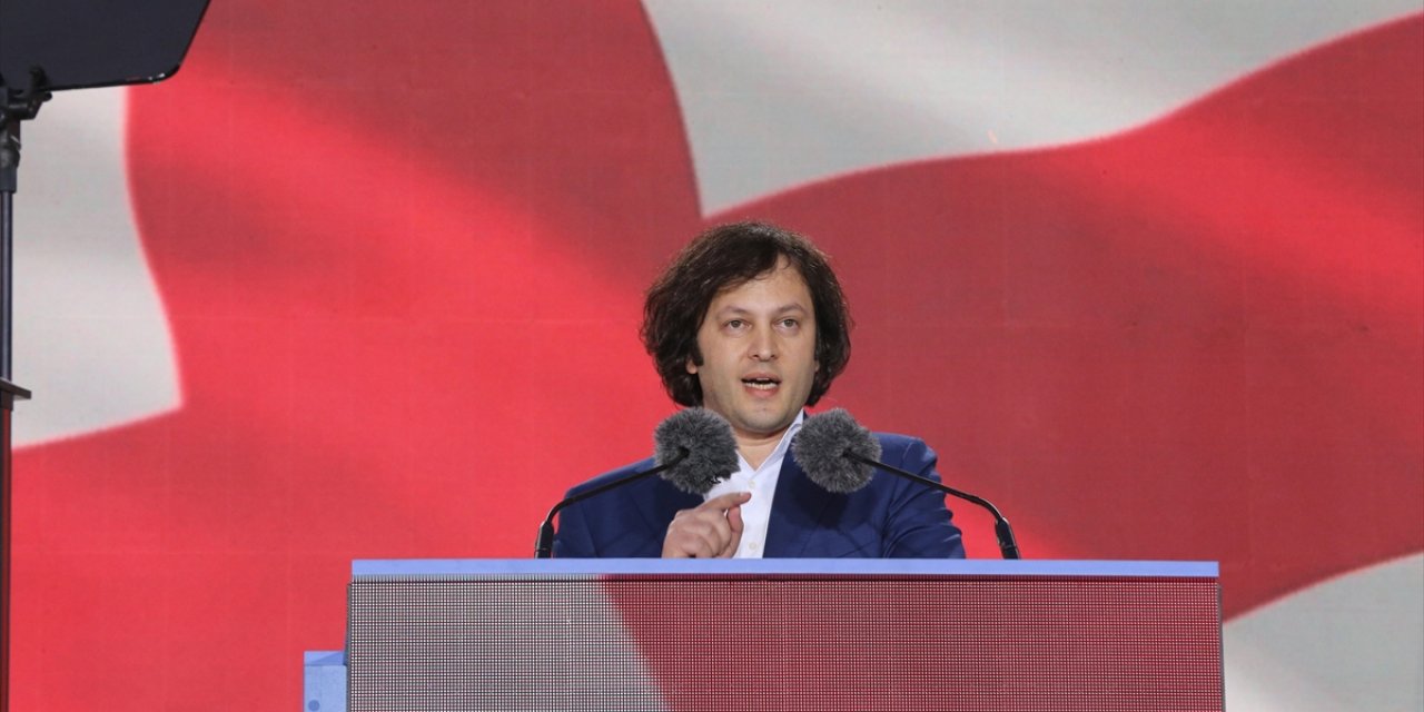 AB Yanlısı Gösterilerin Sürdüğü Gürcistan'da Başbakan'dan "ülkede Siyasi Kriz Yok" Açıklaması