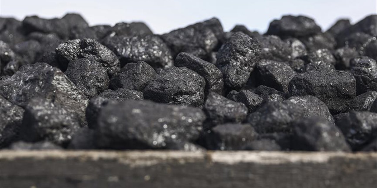 Bu Yıl Rekor Kıran Küresel Kömür Talebinin 2027'ye Kadar Yatay Seyretmesi Bekleniyor