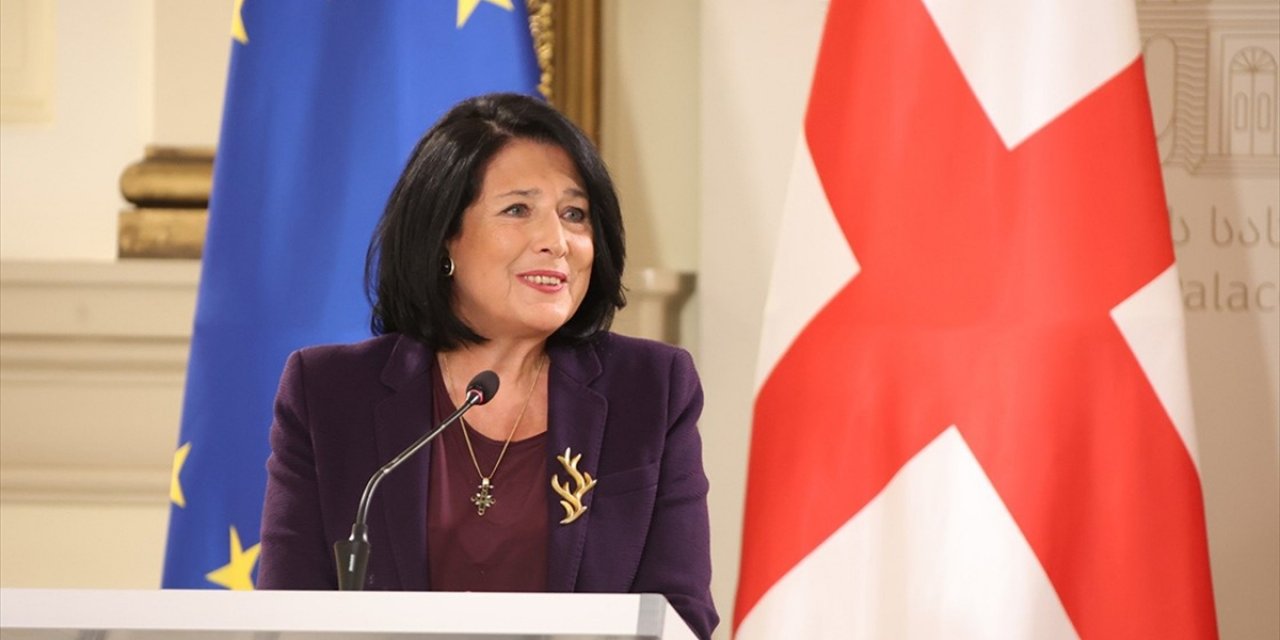 Gürcistan Cumhurbaşkanı Zurabişvili, AB'yi Ülkesindeki Gidişat Karşısında Nüfuzunu Kullanmaya Çağırdı