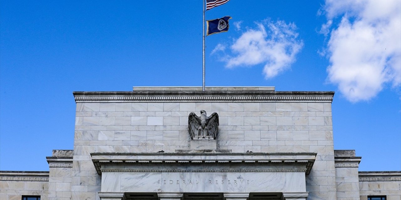 FED, Faiz Oranlarını Sabit Tutarak Başladığı 2024'ü İndirimle Tamamladı