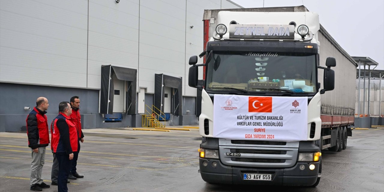 Vakıflar Genel Müdürlüğünce Hazırlanan 75 Bin Gıda Kolisi Suriye'ye Gönderilmeye Başlandı