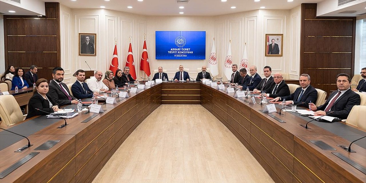 Çalışma ve Sosyal Güvenlik Bakanı Işıkhan'dan Asgari Ücret Açıklaması