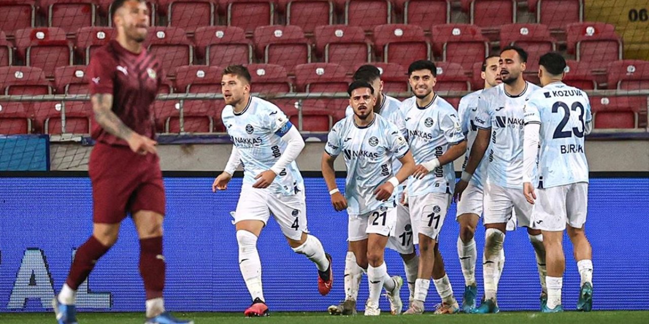 Adana Demirspor 3 Puanı 3 Golle Aldı