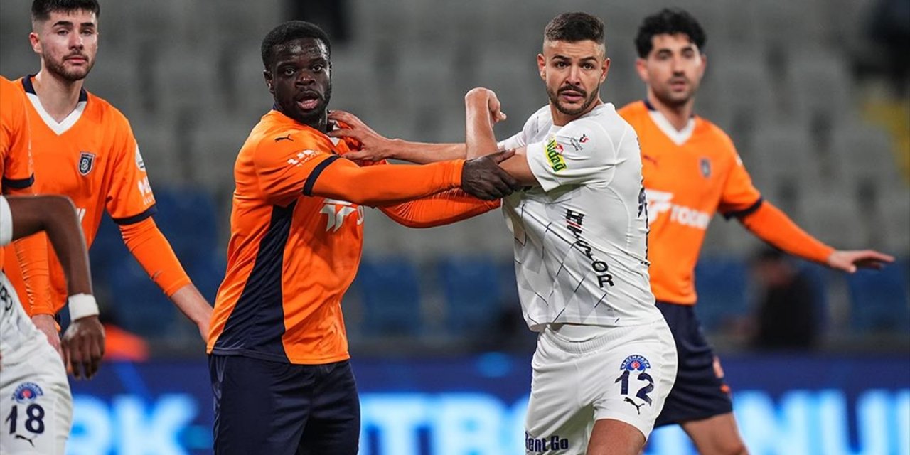 Başakşehir Yılı Beraberlikle Tamamladı