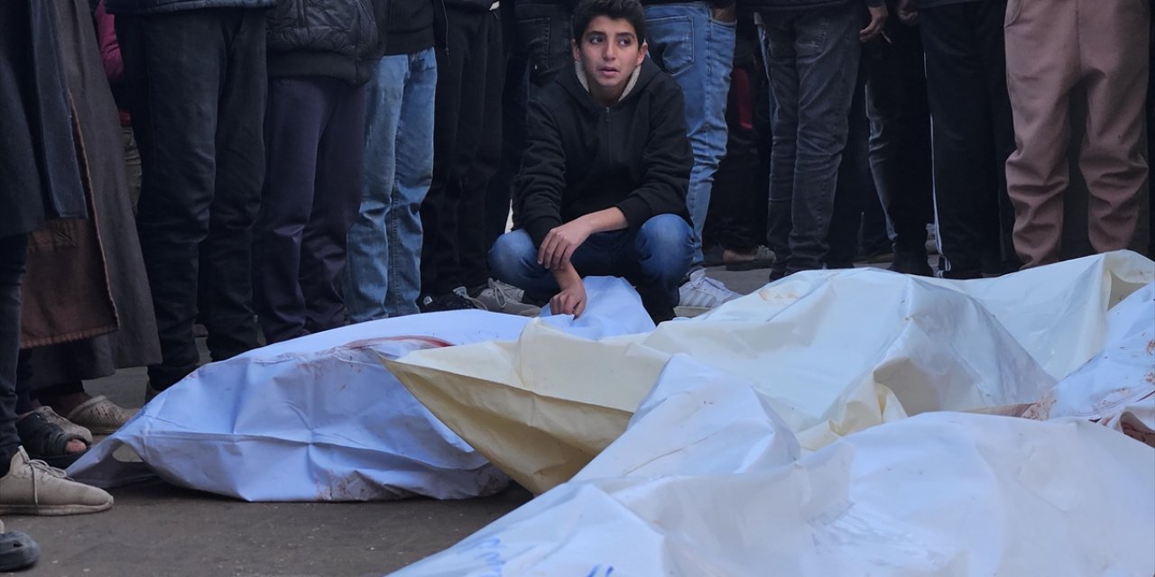 İsrail'in 445 Gündür Saldırılarını Sürdürdüğü Gazze'de Can Kaybı 45 Bin 338'e Yükseldi