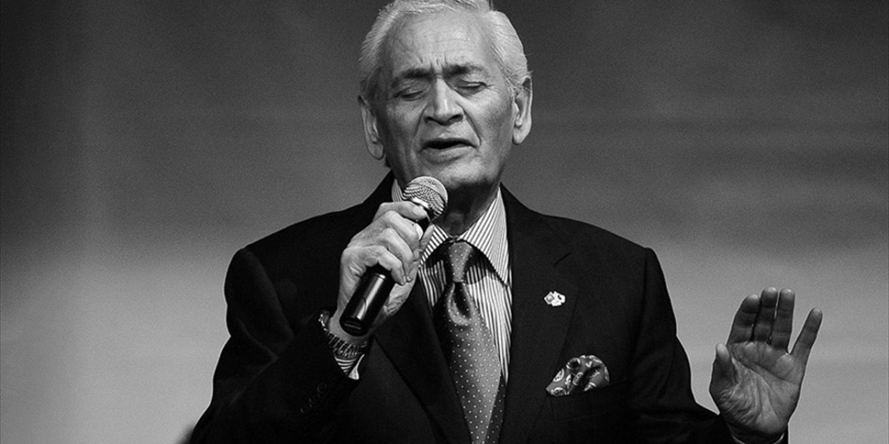 Türk Müziğinin Güçlü Sesi: Adnan Şenses