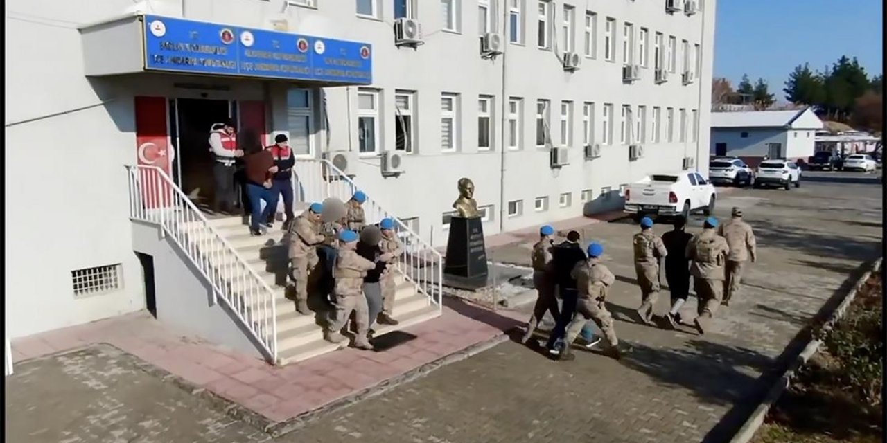 Terör Örgütü Deaş'a Yönelik "Gürz" Operasyonlarında 182 Şüpheli Yakalandı