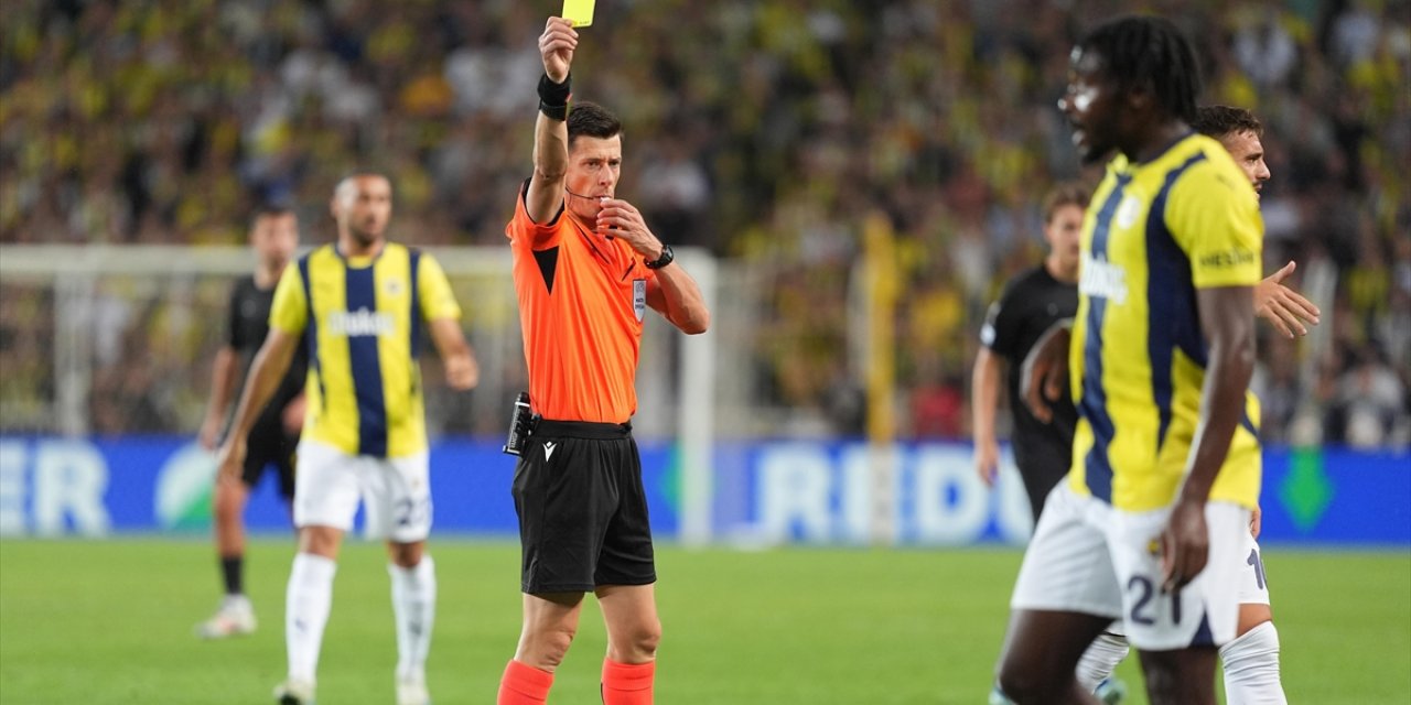 Fenerbahçe'nin İlk Yarıdaki Kart Raporu