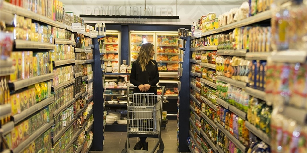 TÜİK, CHP Genel Başkanı Özel'in "Enflasyon Sepeti" İddialarına Listeyi Açıklayarak Yanıt Verdi