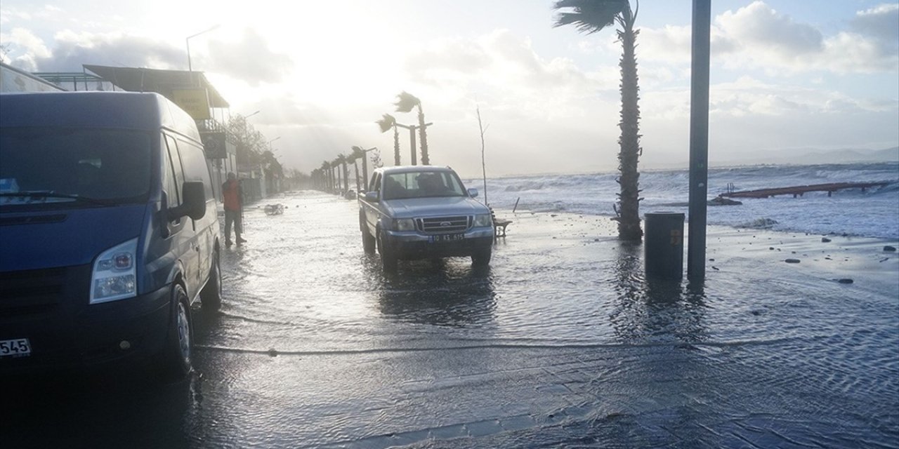 Yurdun Kuzeybatı Kesimlerinde Kuvvetli Yağış Bekleniyor