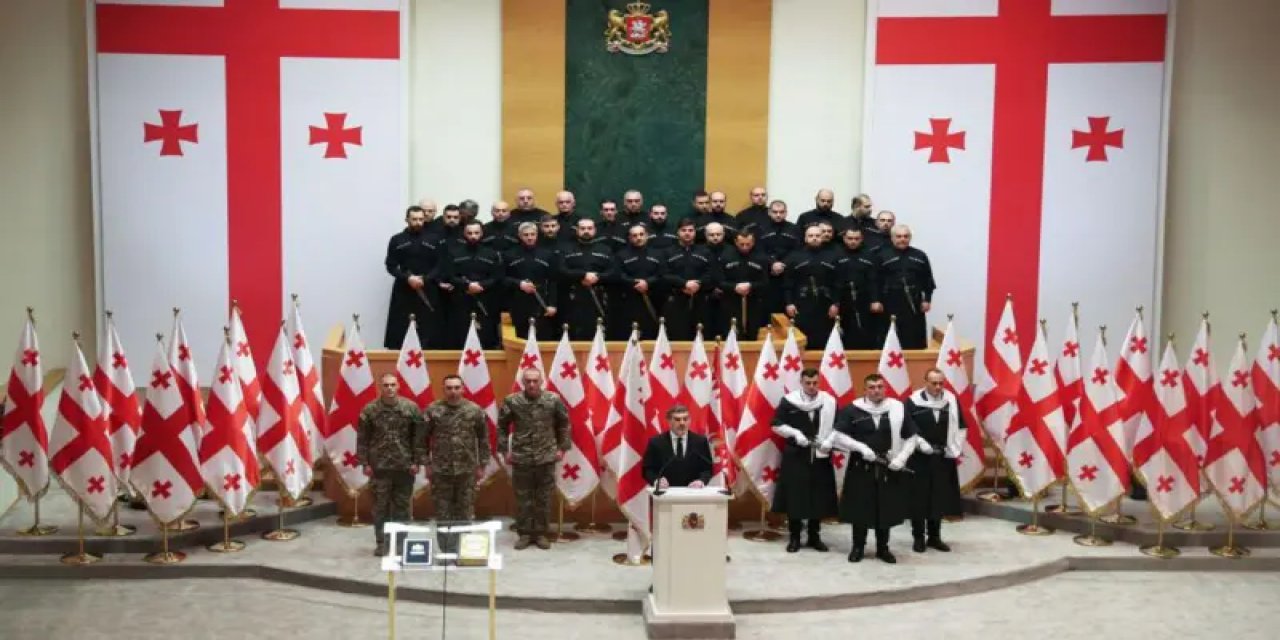 Gürcistan'da Yeni Cumhurbaşkanı Yemin Etti