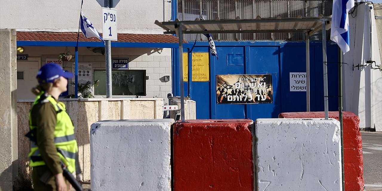 İsrail Hapishanesinde Son 24 Saatte Gazzeli 5 Tutuklu Hayatını Kaybetti