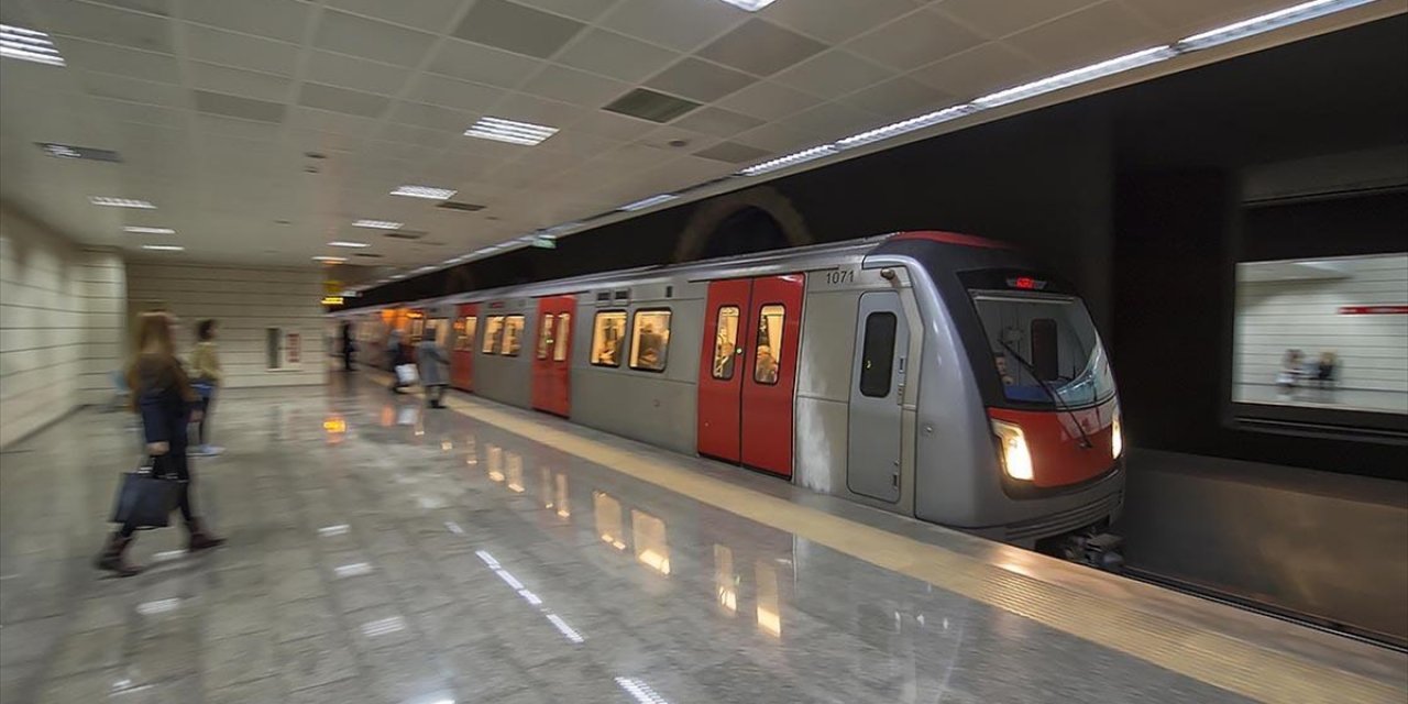 Başkent'te Ankaray ve Metro Yılbaşında Saat 02.30'a Kadar Hizmet Verecek