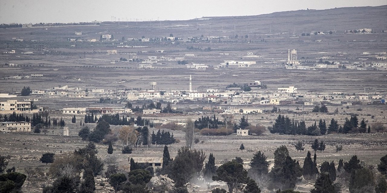 İsrail, Suriye'nin Kuneytra İlindeki Bir Beldenin Belediye Binasının Boşaltılmasını İstedi