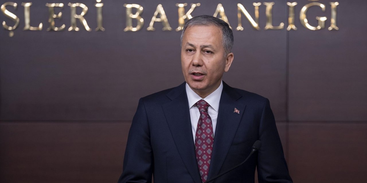 Bakan Yerlikaya: (Yılbaşı Tedbirleri) 309 Bin Kolluk Personelimize Görev Verdik, Büyük Bir Hazırlık Yaptık