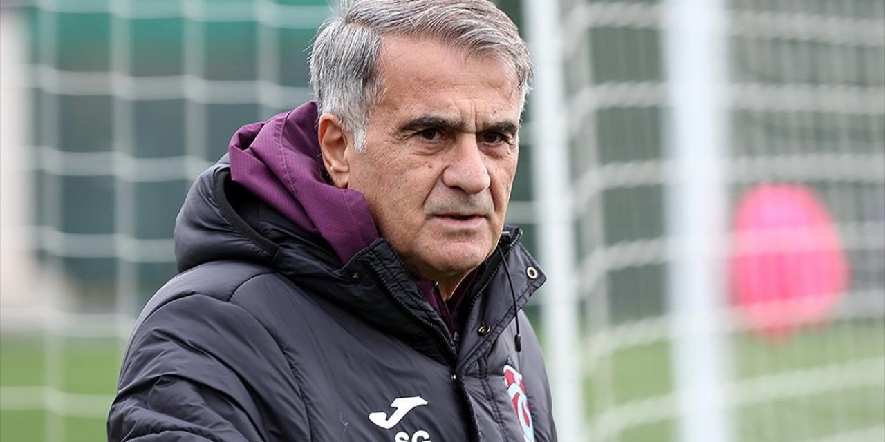 Trabzonspor Teknik Direktörü Güneş: 2025'in Başarılarla Dolu Bir Yıl Olmasını Diliyorum