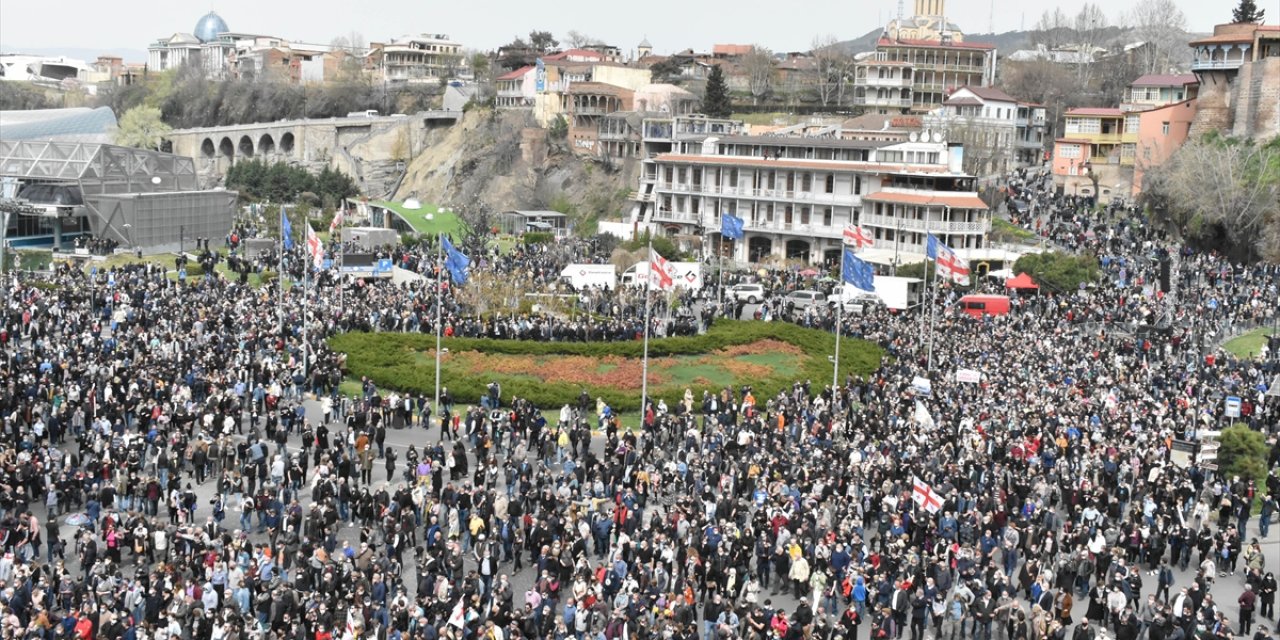 Fransa, Almanya ve Polonya, Gürcistan'daki Siyasi Krizden Endişe Duyuyor