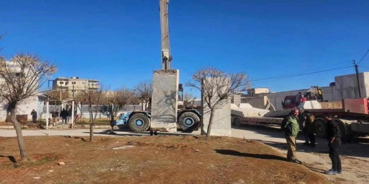 ABD’nin Niyeti Belli Oldu: PKK/YPG’yi Korumak İçin Ayn El Arab’ta Üs Kuruyor!