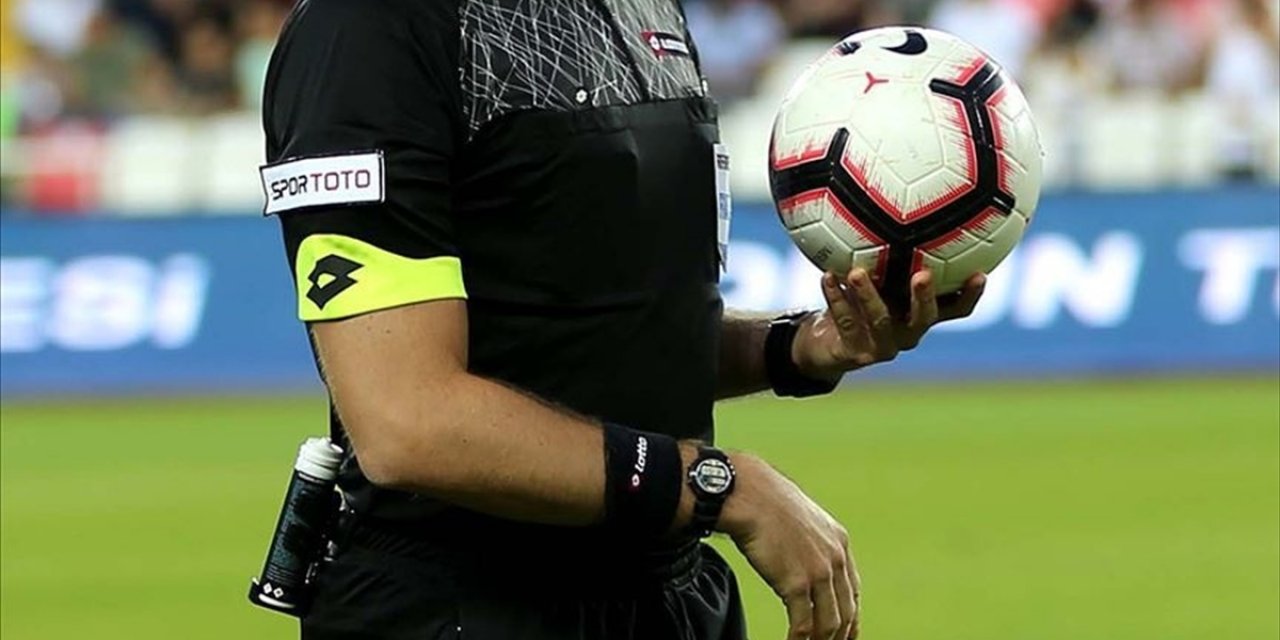 Futbolda 2024-2025 Sezonu Devre Arası Hakem Listesi Açıklandı