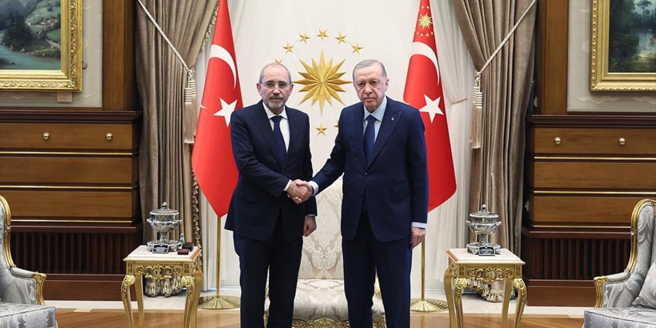 Cumhurbaşkanı Erdoğan, Ürdün Dışişleri Bakanı Safedi'yi Kabul Etti