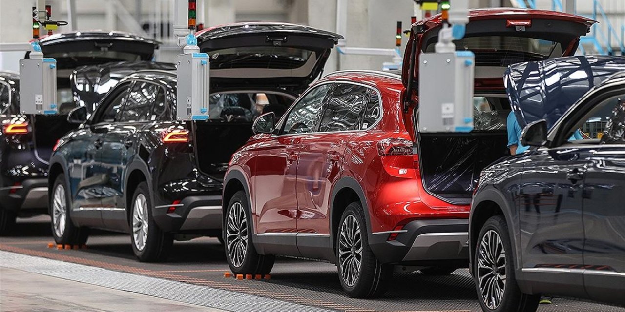 Otomobil ve Hafif Ticari Araç Pazarı 2024 Yılını Rekorla Kapattı