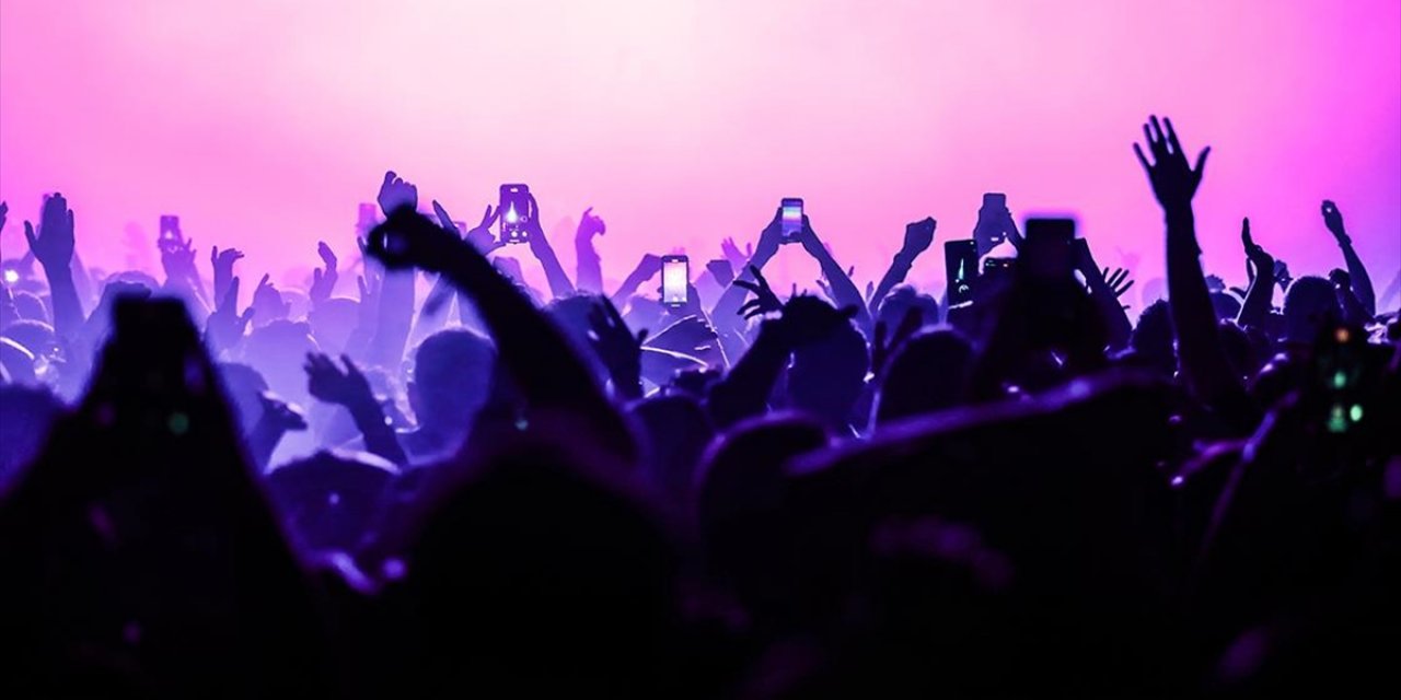 Alman Metal Grubu Blind Guardian, Türkiye'de Konser Verecek