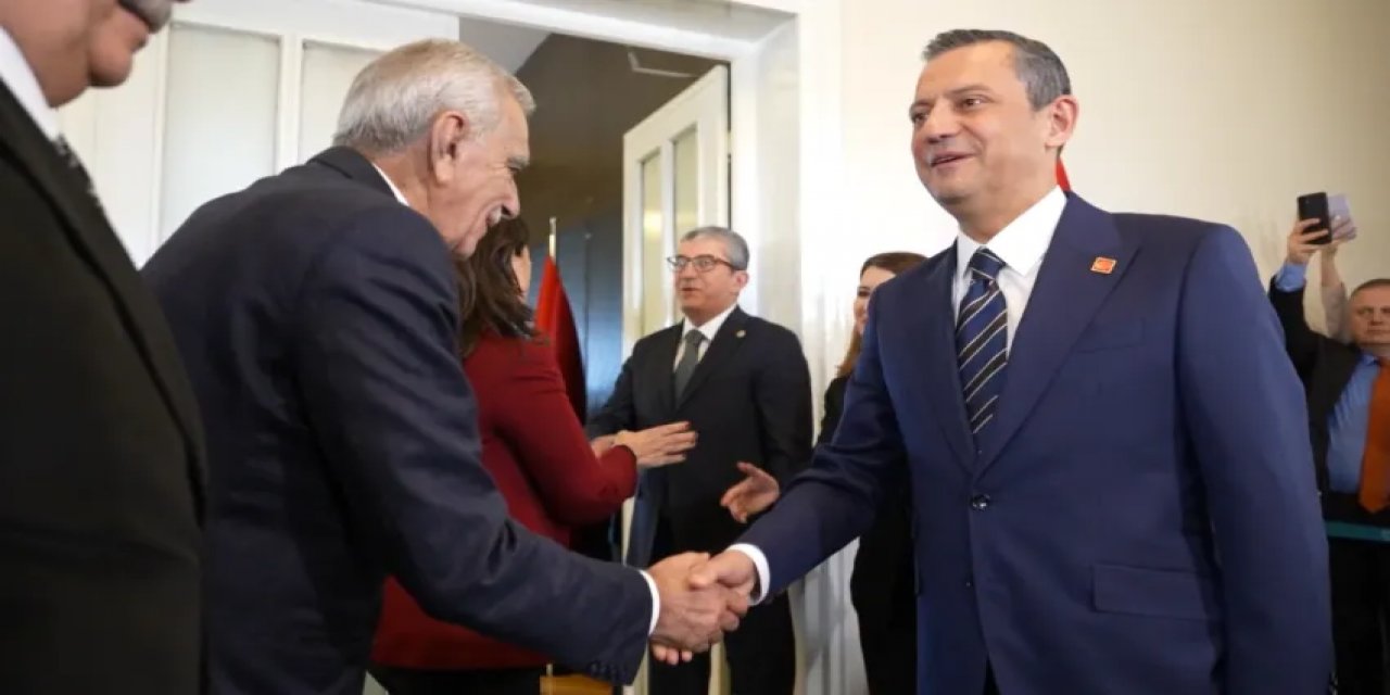 DEM Parti İmralı Heyeti, CHP İle Görüştü!