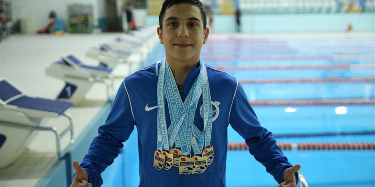 Ayrık Omurga Hastalığıyla Mücadele Eden Yusuf Efe, Milli Forma Hedefiyle Kulaç Atıyor