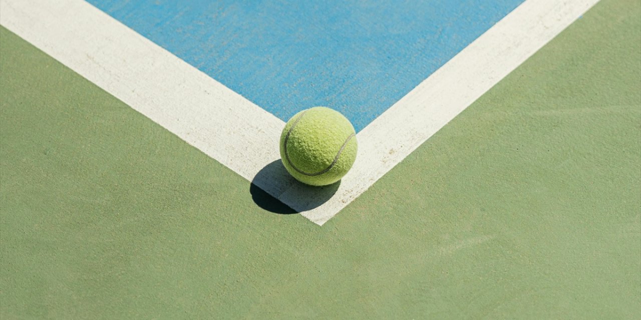 Masa Tenisçi Belinay Davuş, Avusturya'daki 13 Yaş Altı Turnuvasında 3'üncü Oldu