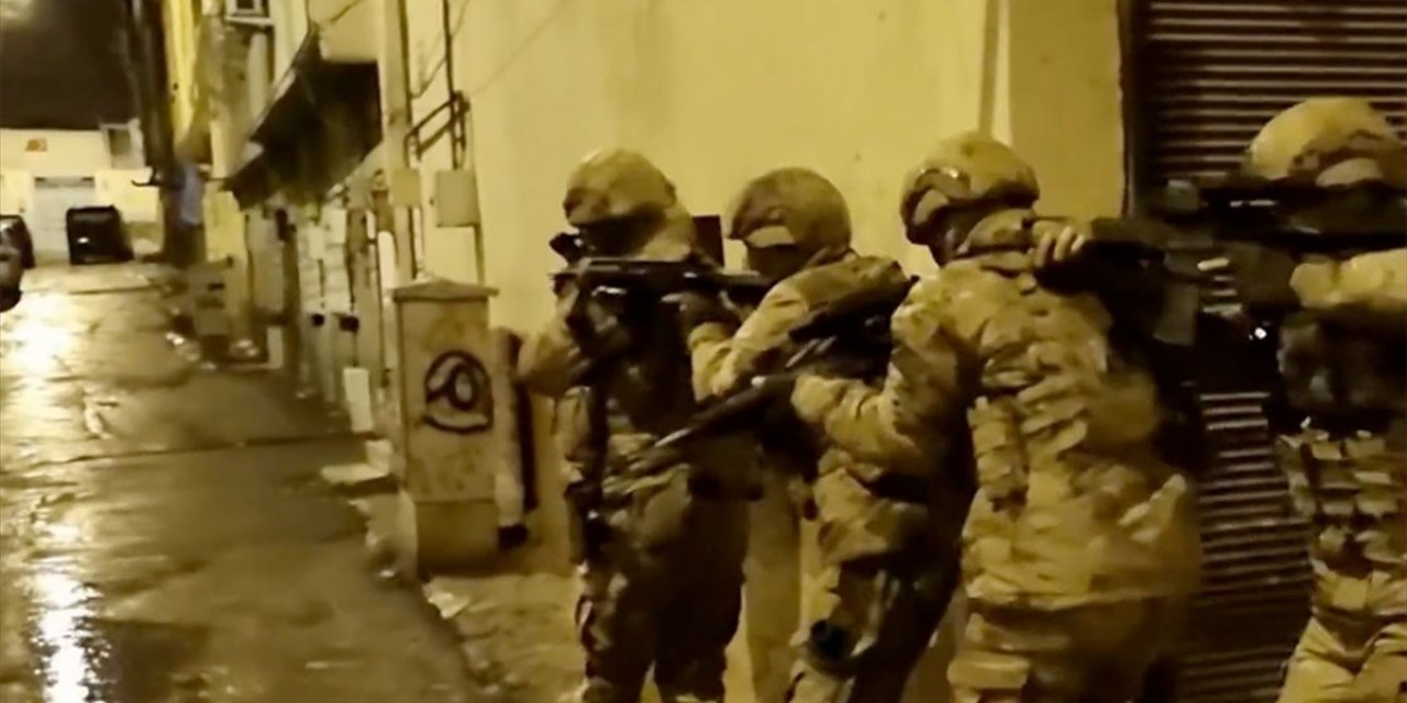 Terör Örgütü PKK/KCK'ya Yönelik "Gürz-37" Operasyonlarında 147 Şüpheli Yakalandı