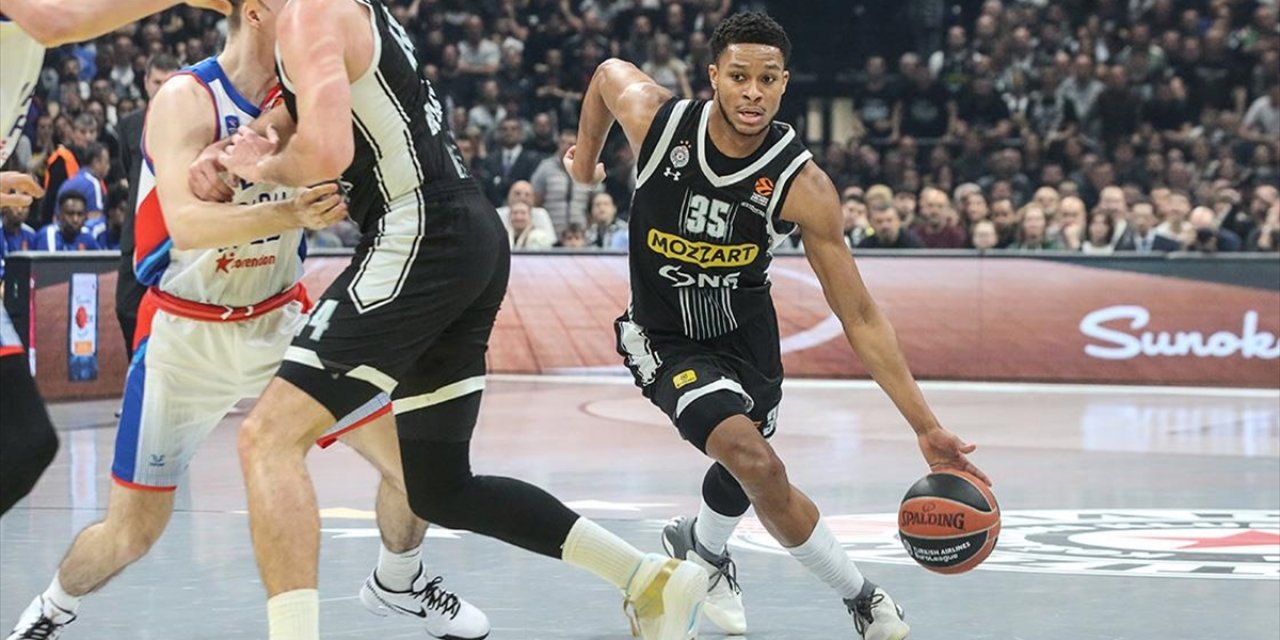 Anadolu Efes, ABD'li Basketbolcu P. J. Dozier'i Kadrosuna Kattı