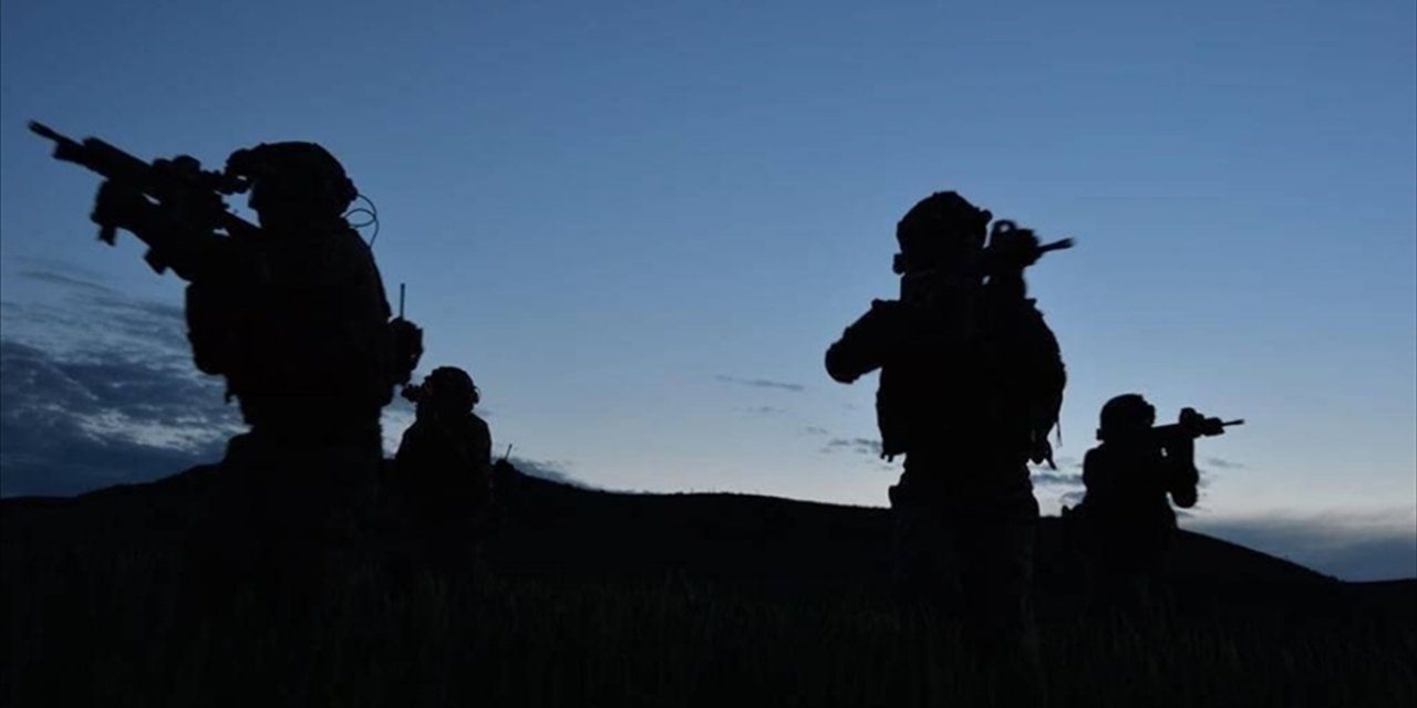 Irak ve Suriye'nin Kuzeyinde 6 Terörist Etkisiz Hale Getirildi