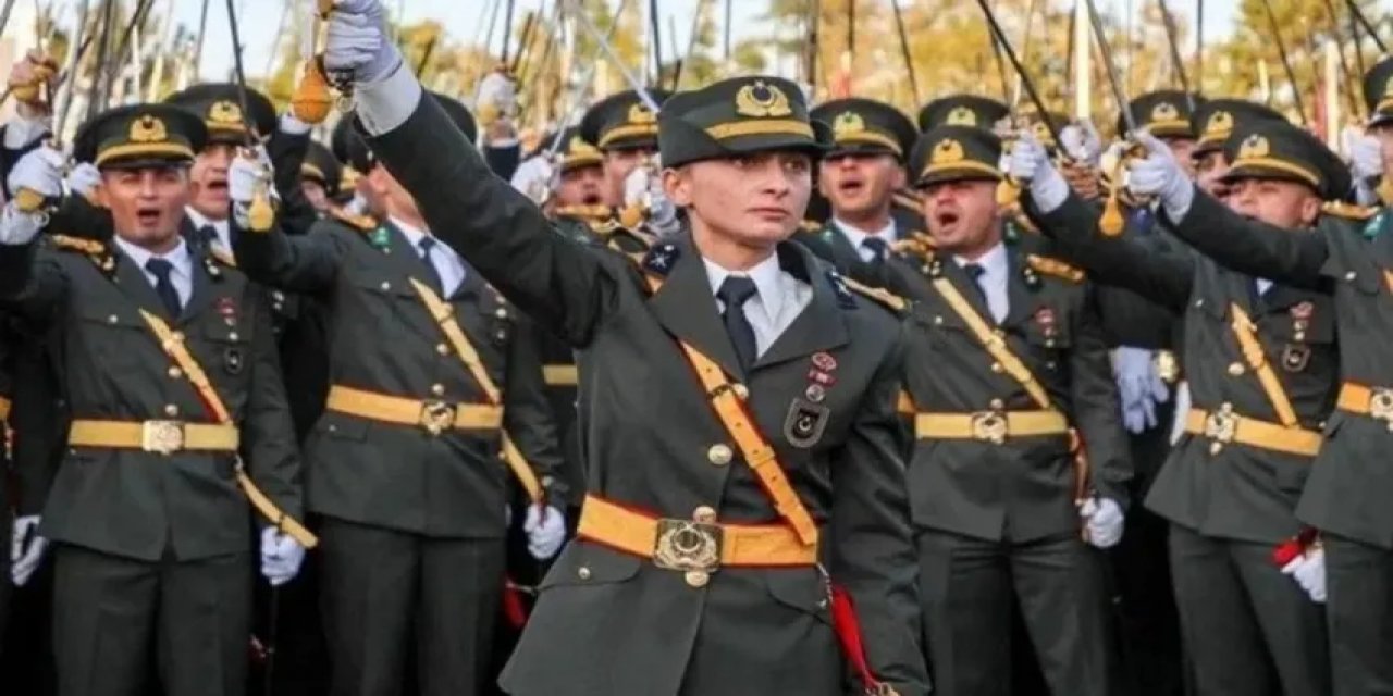 Kritik Toplantıya 3 Gün Kalmıştı! Teğmenlerin Savunması Ortaya Çıktı!