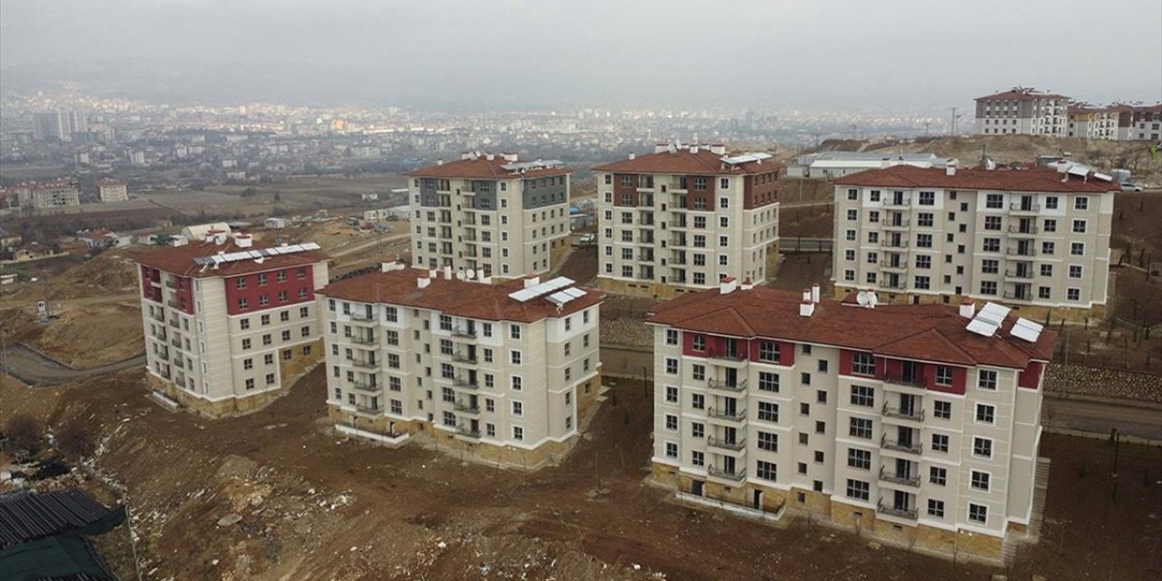 Elazığ'da 9 Bin 690 Deprem Konutunun Bu Yıl Teslim Edilmesi Hedefleniyor