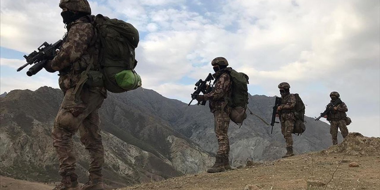 Suriye'nin Kuzeyinde 9 PKK/YPG'li Terörist Etkisiz Hale Getirildi