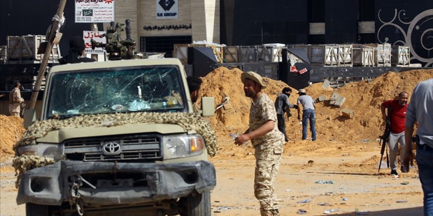 Trablus'un Güneyinde Hezimete Uğrayan Hafter Çıkış Arıyor