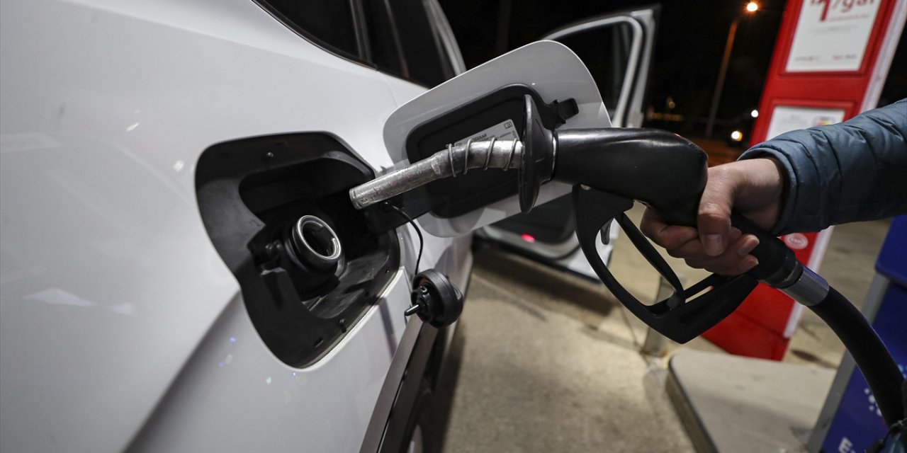 ABD, 2025 İçin Petrol Fiyatı Tahminini Yukarı Yönlü Revize Etti