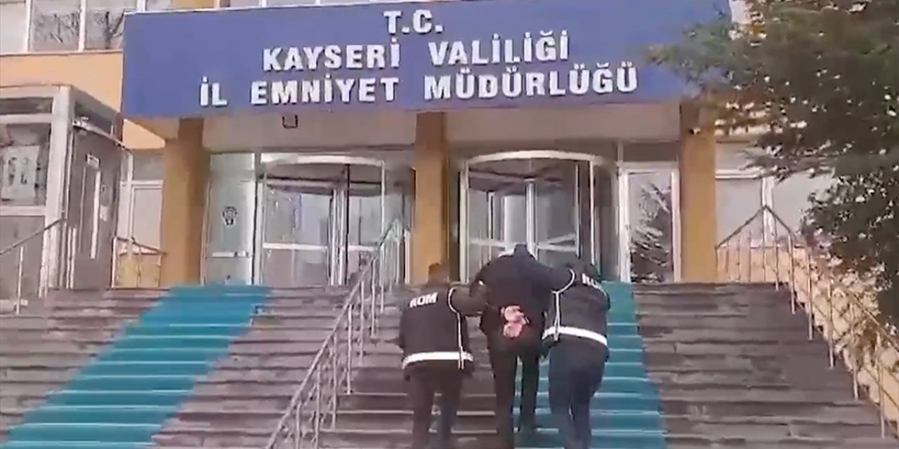 Kayseri'de Organize Suç Örgütüne Yönelik "Hücre-6" Operasyonunda 19 Şüpheli Yakalandı